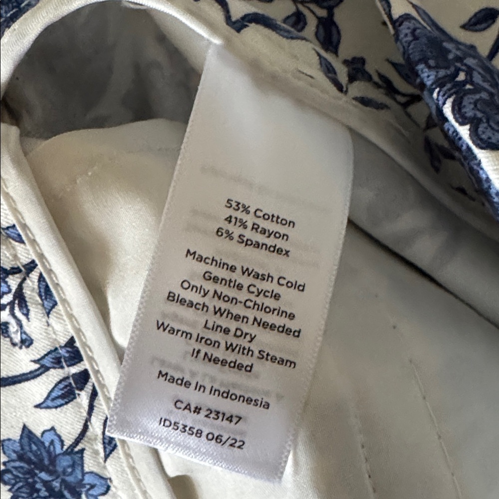 Talbots Blue Floral Women Pants - Picture 11 of 11